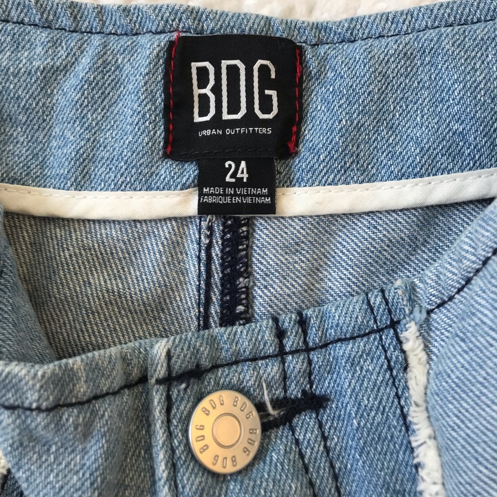 BDG patchwork Jean shorts - Picture 6 of 11